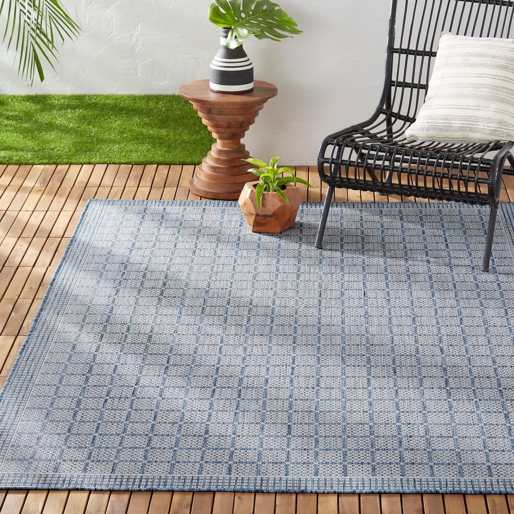 Nicole Miller New York Patio Country Luna Indoor/Outdoor Area Rug