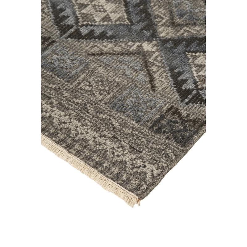Grand Bazaar Eckhart Hand Knotted Diamond Transitional Area Rug