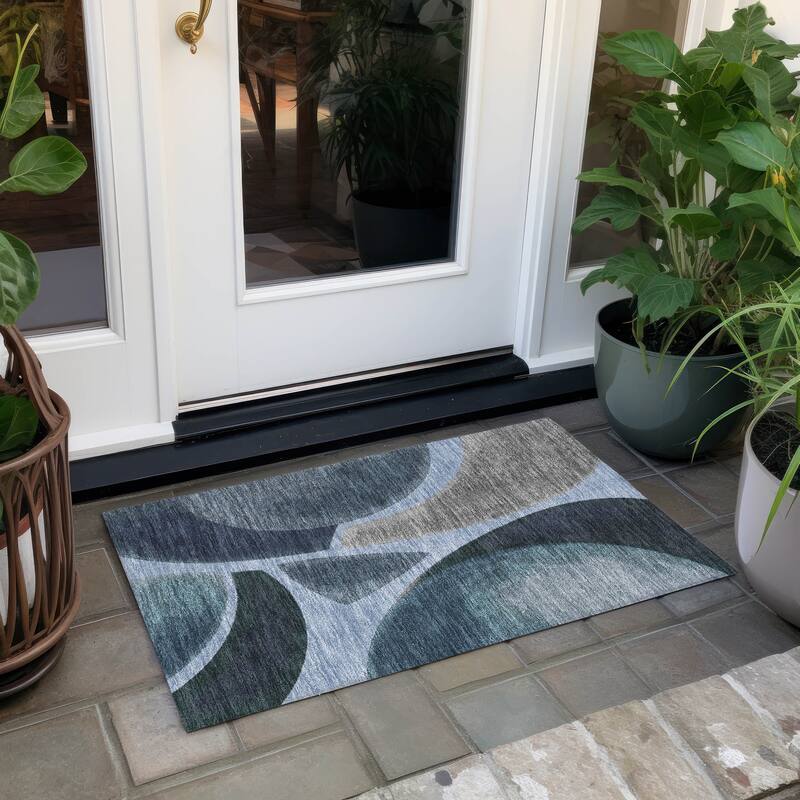 Machine Washable Indoor/ Outdoor Modern Hays Chantille Rug - Denim - 1'8" x 2'6"