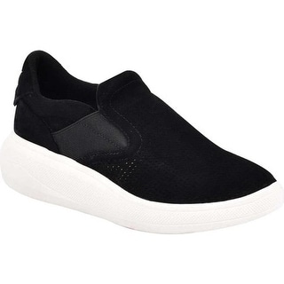easy wear sneakers