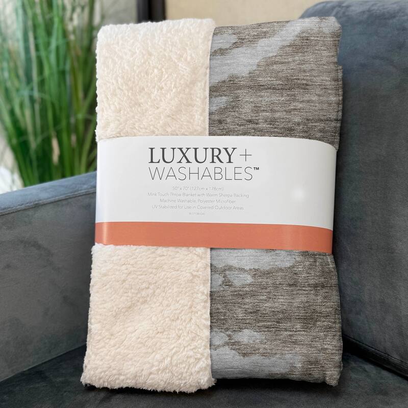 Premium Machine Washable Contemporary Spiral Sherpa Throw Blanket