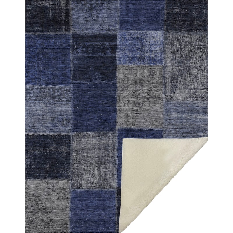 Premium Machine Washable Vintage Patchwork Sherpa Throw Blanket