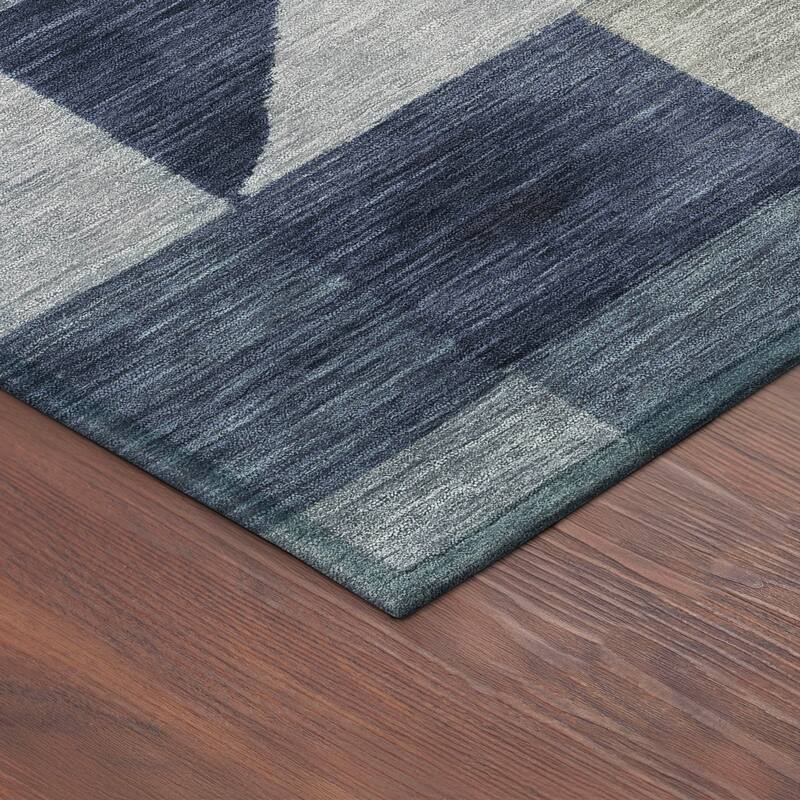 Machine Washable Indoor/ Outdoor Geo Rubi Chantille Rug