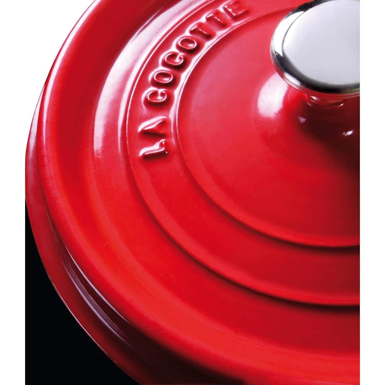 Staub 26cm / 5.5 qt Cast Iron Round Cocotte, Cherry - Bed Bath 