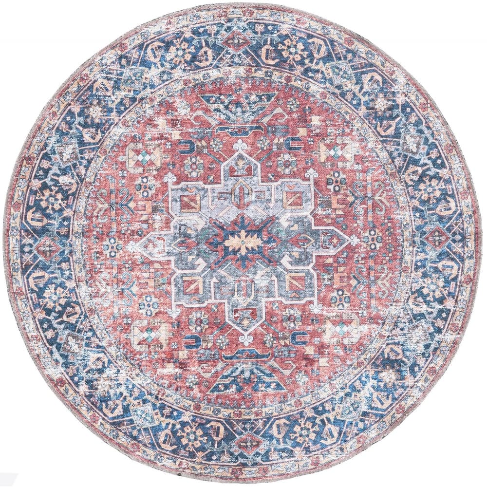 Traditional Tira Collection Area Rug