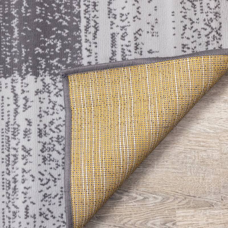 Florence Collection - Grey/Cream Distressed Blocks Rug - 4'7" x 6'7"
