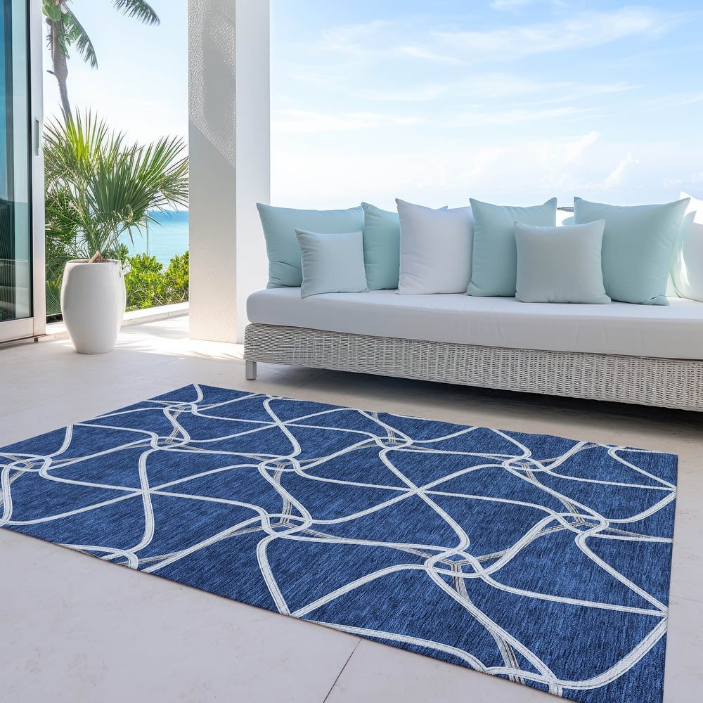 Machine Washable Indoor/ Outdoor Contemporary Links Chantille Rug