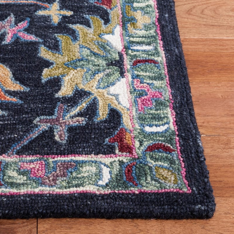 SAFAVIEH Handmade Aspen Vitala Boho Wool Rug