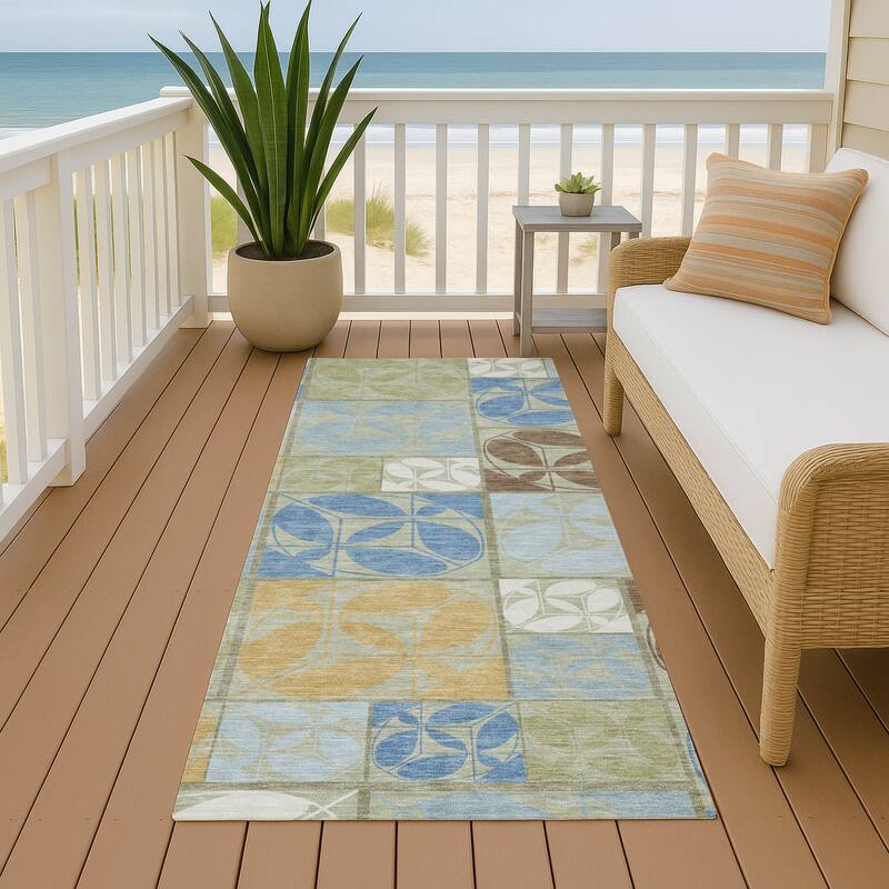 Machine Washable Indoor/ Outdoor Patch Lupton Chantille Rug - Celery - 2'3" x 7'6"