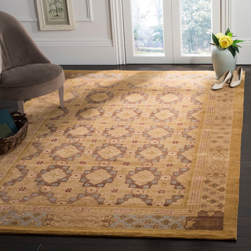 SAFAVIEH Couture Hand-knotted Kordelia Arjola Traditional Oriental Wool Rug - 8' x 10' - Gold/Light Blue