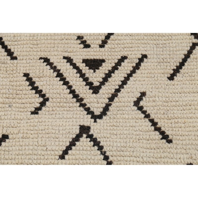 Ivory Moroccan Oriental Accent Rug Handmade Wool Carpet - 2'9"x 5'7"