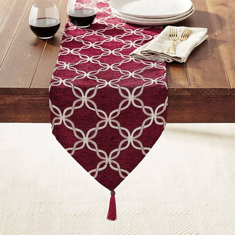 Violet Linen Signature Chenille Diamond pattern, 13 Inch by 70 Inch, Decorative Table Runners