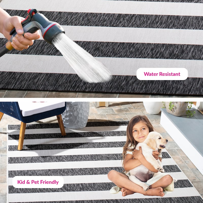 SAFAVIEH Courtyard Jetje Indoor/ Outdoor Waterproof Backyard Patio Rug