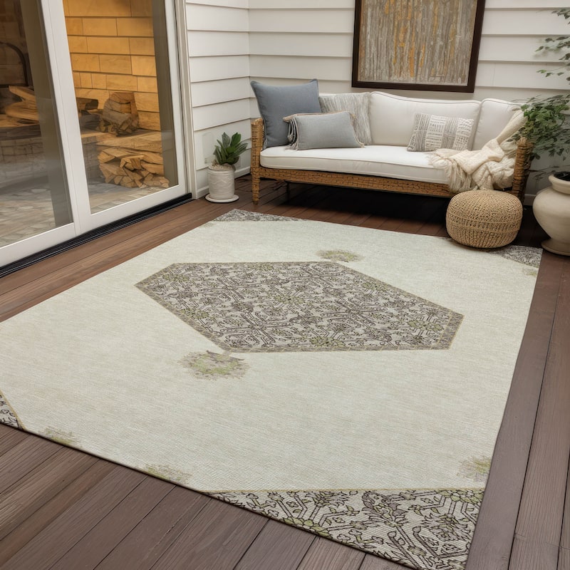 Machine Washable Indoor/ Outdoor Traditional Chantille Rug - Ivory - 2'6" x 3'10"