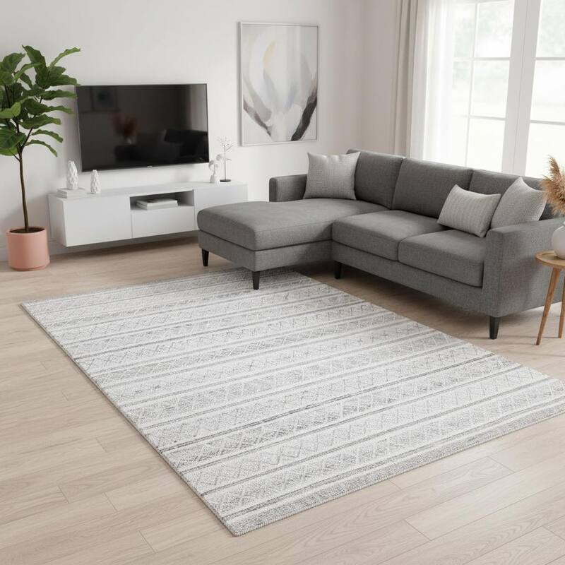 HomeRoots Geometric Modern Rectangle Area Rug - 8' X 11'