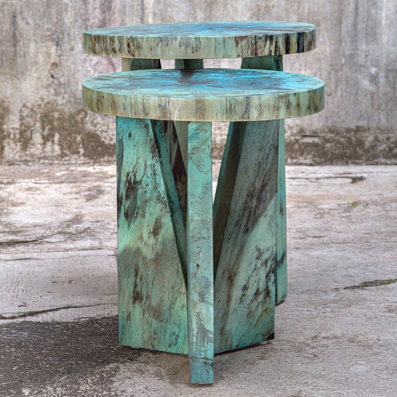 Set of 2 Blue and Green Distressed Round Nesting Tables 22"