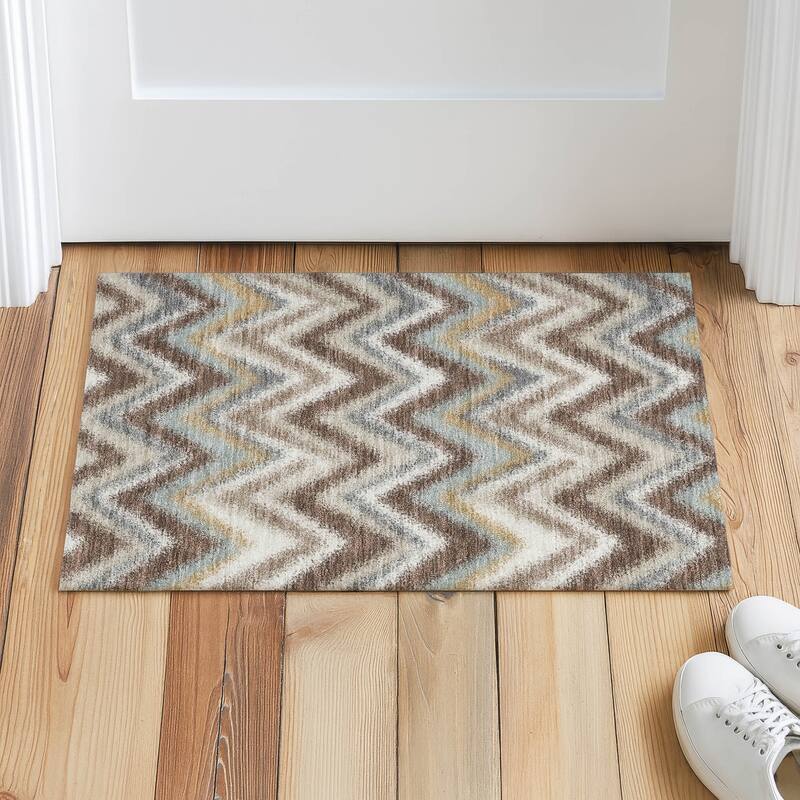 Machine Washable Indoor/ Outdoor Modern Chevron Chantille Rug
