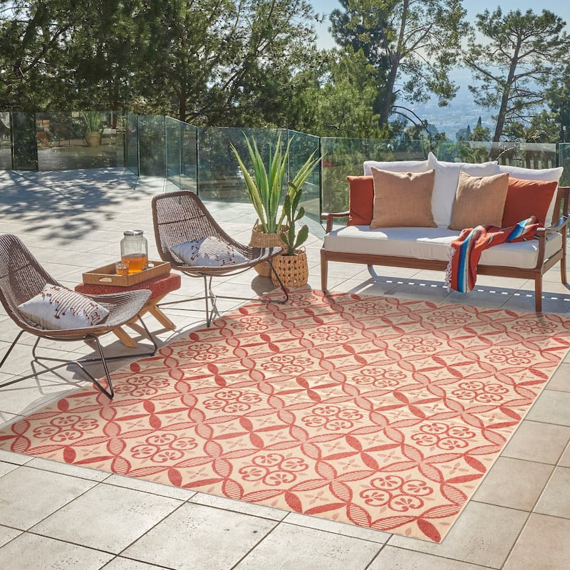 Gertmenian Solterra Bohemian Moroccan Global Weather Resistant Polypropylene Flatweave Indoor/ Outdoor Area Rug Collection