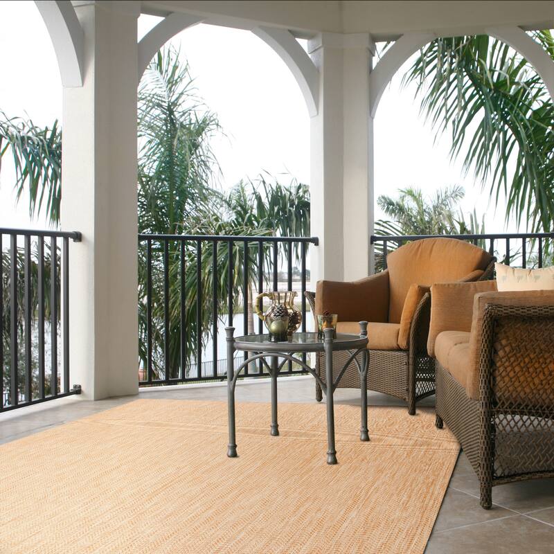 SAFAVIEH Courtyard Ilmur Indoor/ Outdoor Waterproof Patio Backyard Rug