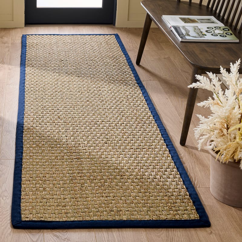 SAFAVIEH Natural Fiber Zymryd Basketweave Seagrass Rug - 2'6" x 8' Runner - Natural/Navy Blue