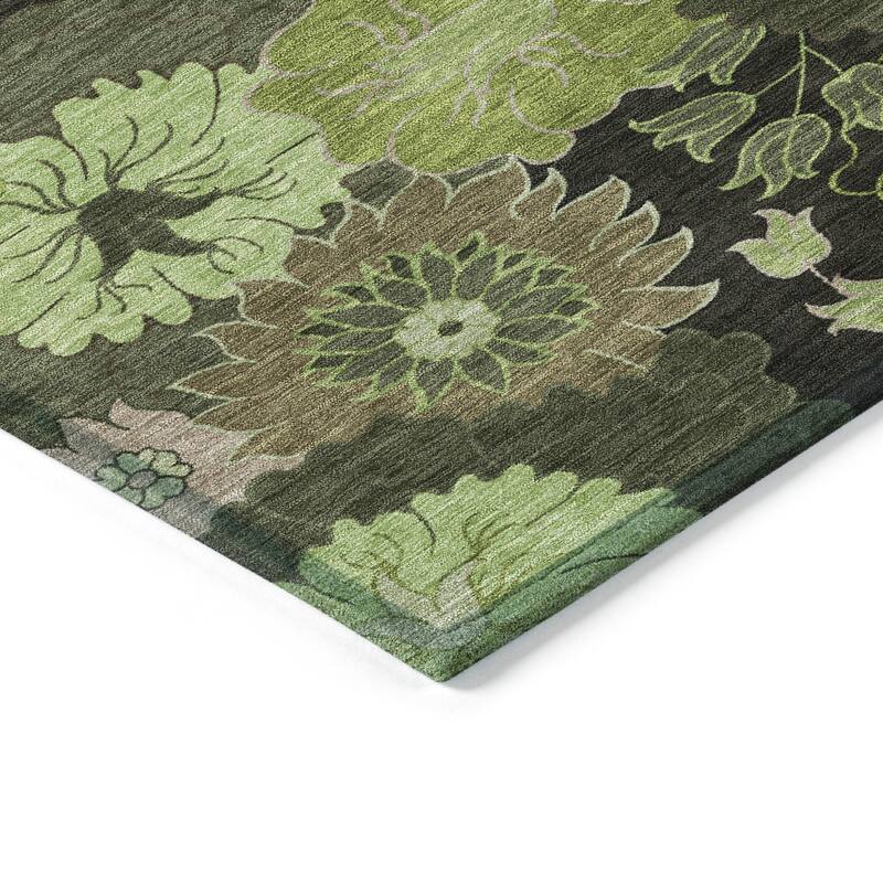 Machine Washable Indoor/ Outdoor Modern Floral Chantille Rug