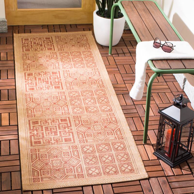SAFAVIEH Courtyard Jacklyn Geometric Block Indoor/ Outdoor Area Rug