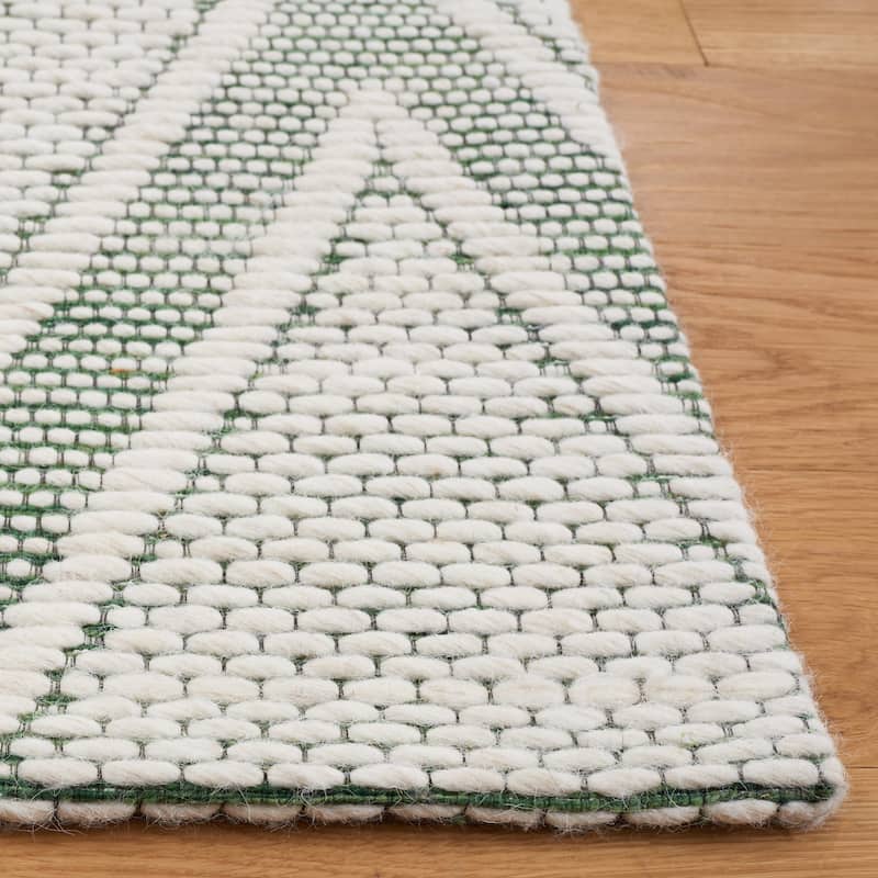 SAFAVIEH Handmade Marbella Juliet Trellis Wool Rug