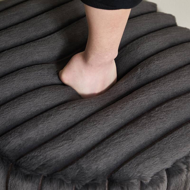 22.05" Upholstered Round Ottoman with Metal Legs for Bedroom