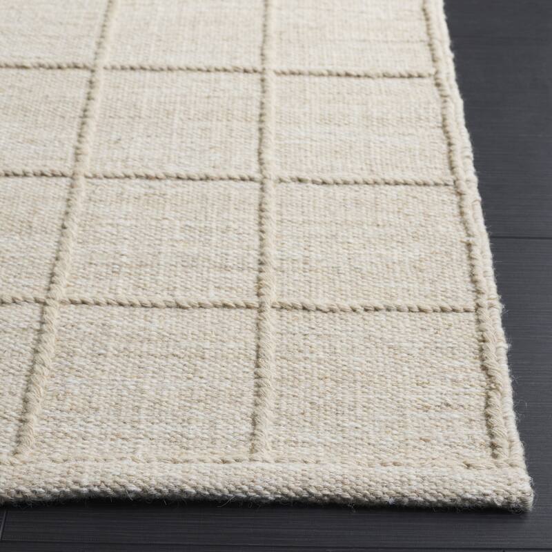 SAFAVIEH Handmade Natura Lyka Transitional Wool Rug