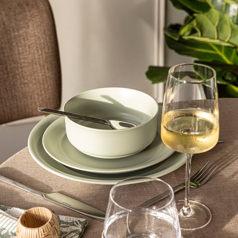 over&back Rimmed 26oz Semi-Matte Stoneware Cereal Bowls