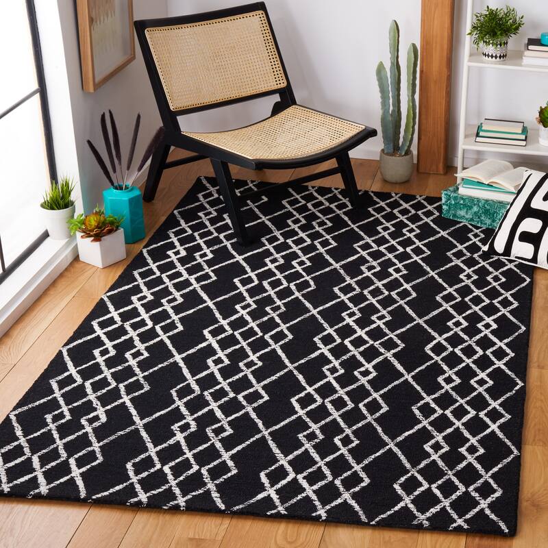 SAFAVIEH Handmade Metro Massom French Country Wool Rug - 5' x 8' - Black/Ivory