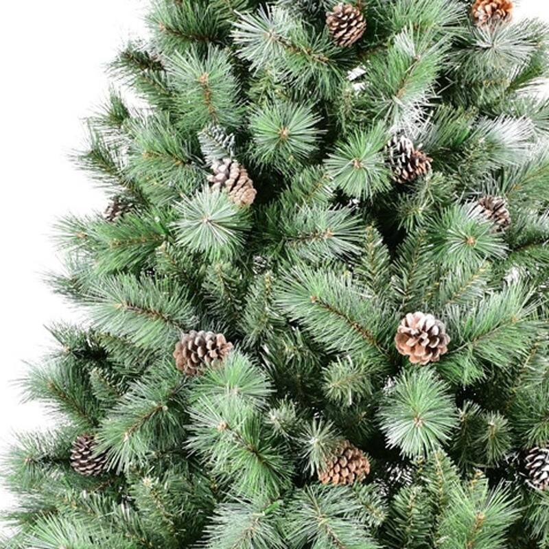 HomeRoots 6' Full Fir Christmas Tree With Decorations - Green - 47.00 in. x 72.00 in. x 47.00 in.