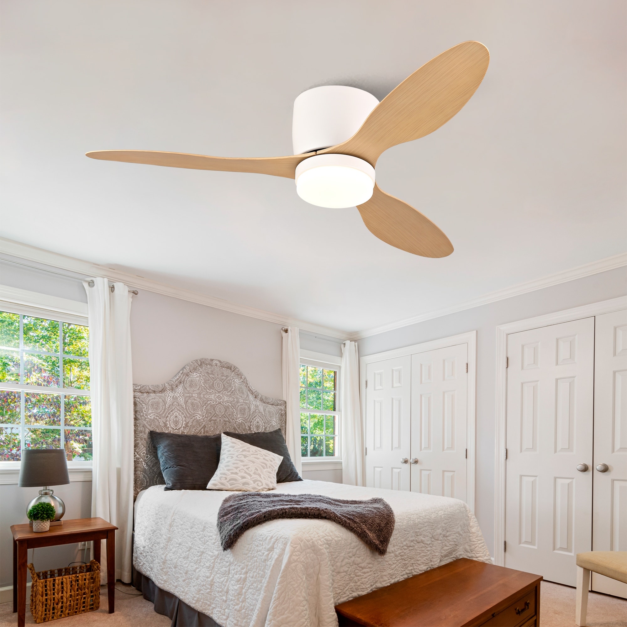 42-inch Ceiling Fan with Light, Ultra-Slim Flush-Mount Design, 3 ABS Plastic Blades, Remote Control Included