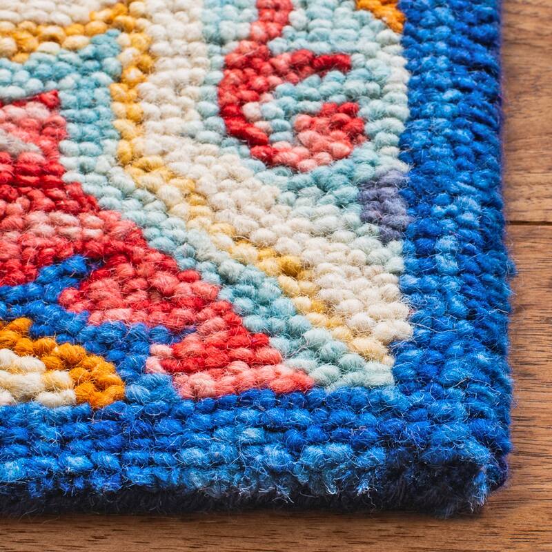 SAFAVIEH Handmade Aspen Þorey Boho Tribal Wool Rug