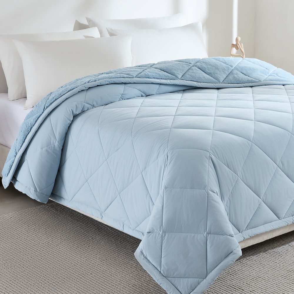 Cloud Top PrimaLoft Plush Blankets & Throws by DOWNLITE