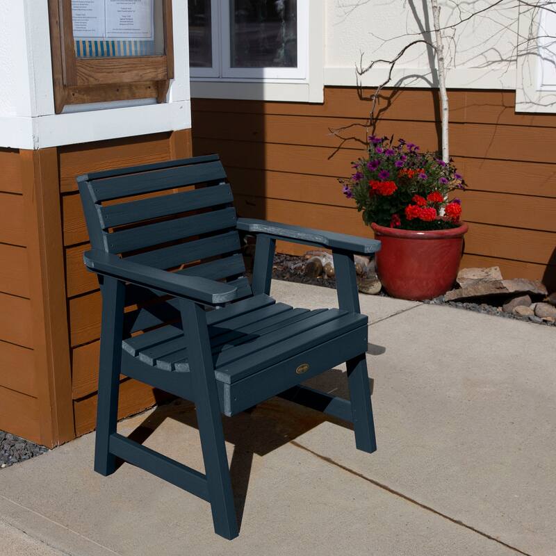 Highwood Commercial Grade Glennville Lounge Chair