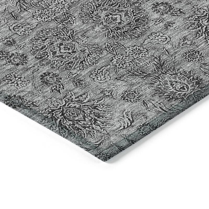 HomeRoots Floral Transitional Rectangle Outdoor Rug