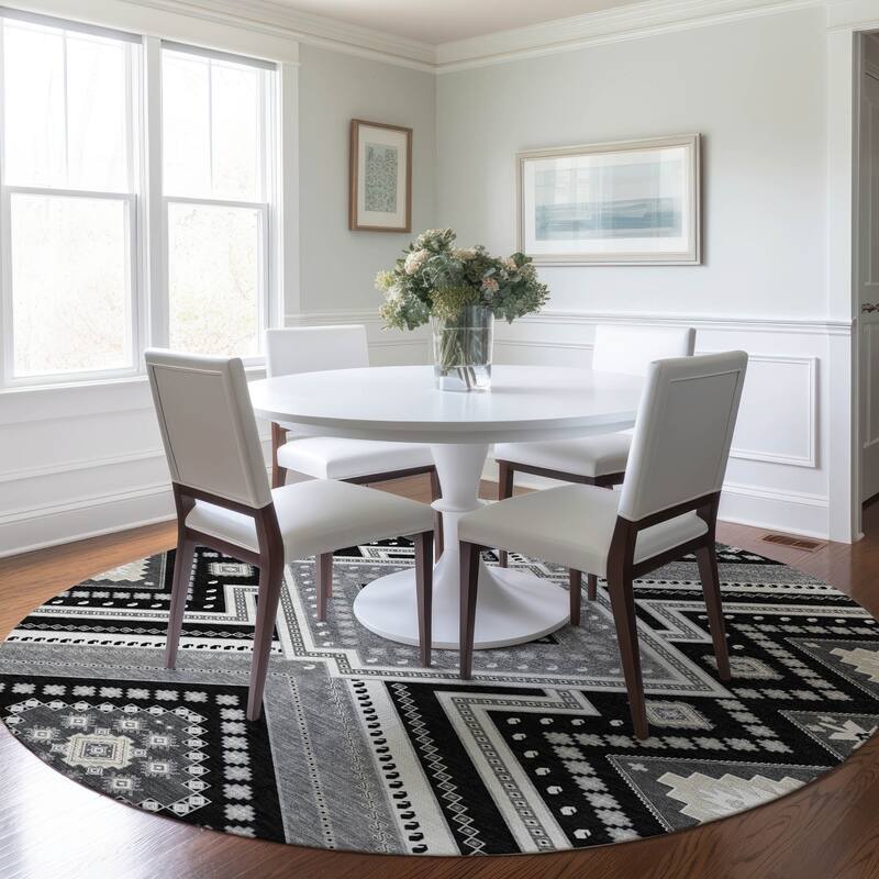 Machine Washable Indoor/ Outdoor Global Boho Chantille Rug