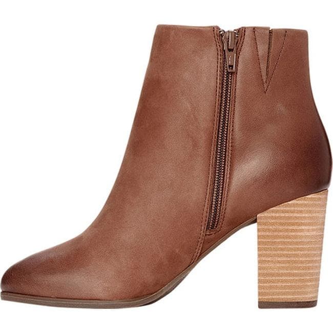 vionic kennedy ankle bootie