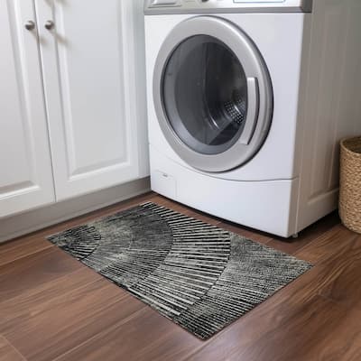 Machine Washable Indoor/ Outdoor Modern Fan Chantille ARug