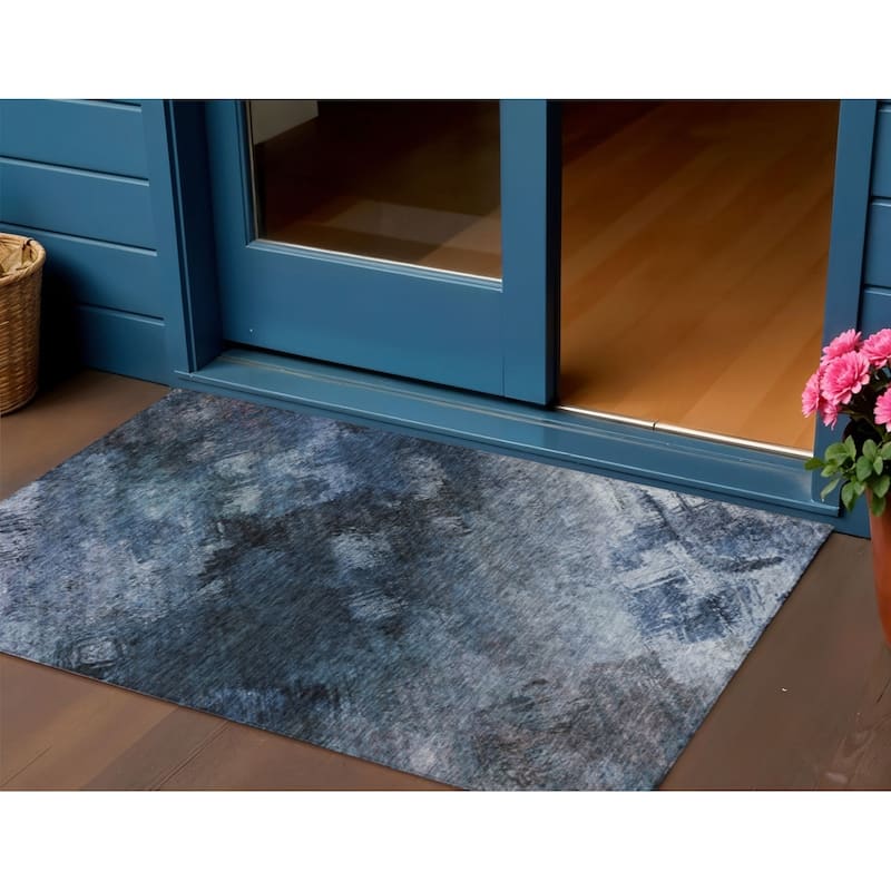 HomeRoots Abstract Transitional Rectangle Outdoor Rug - 3' x 5'