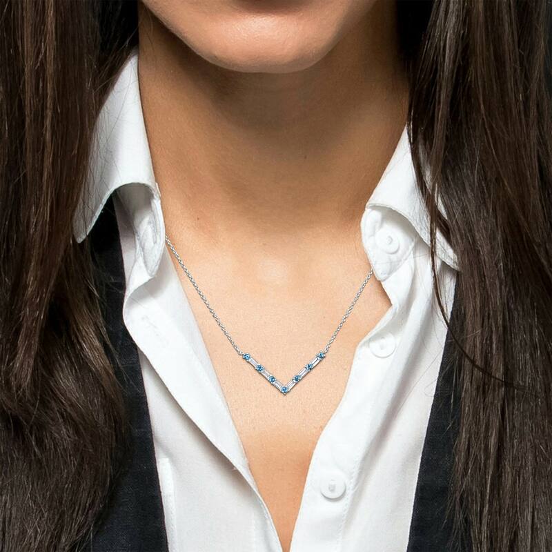 Miadora 1 1/2ct TGW London Blue Topaz White Topaz Necklace Sterling Silver