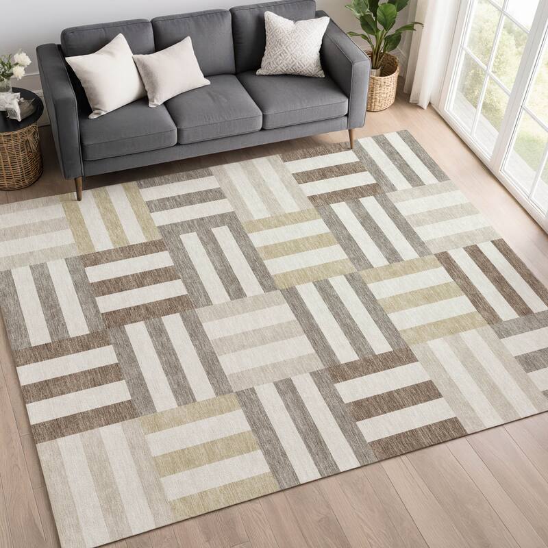 Machine Washable Indoor/ Outdoor Modern Hatch Chantille Rug