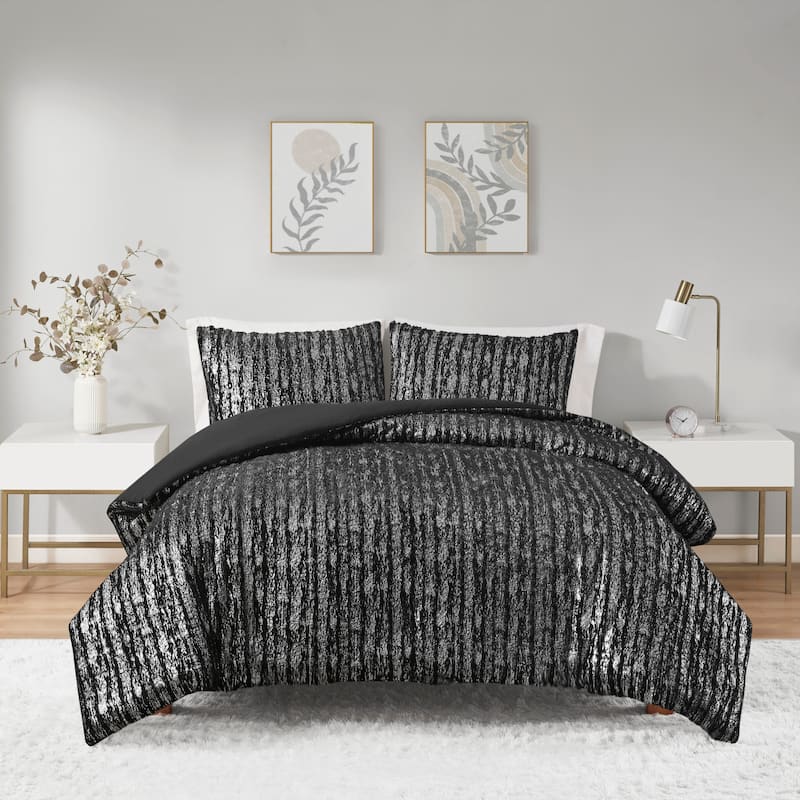 Intelligent Design Alaia Metallic Print Synthetic Fur Duvet Cover Set - Black/Silver - Twin