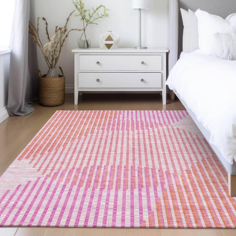 Machine Washable Indoor/ Outdoor Abstract Stripe Chantille Rug