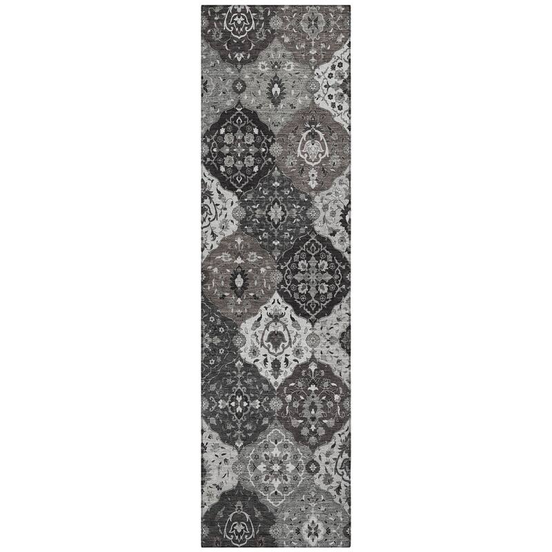 Machine Washable Indoor/ Outdoor Traditional Panel Chantille Rug