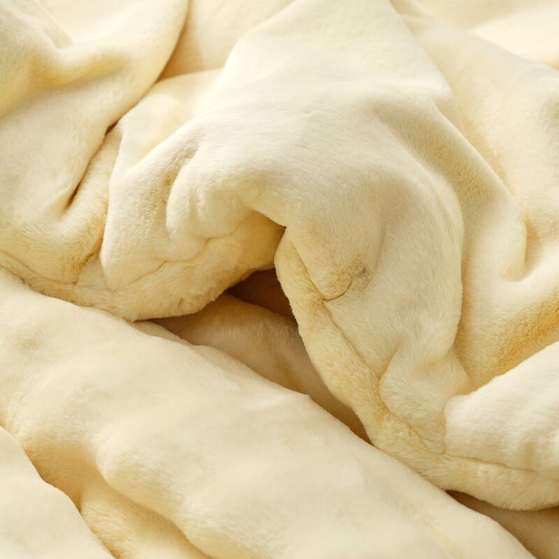 Snowball Double Chunky Bunny® - Coma Inducer® Comforter Set