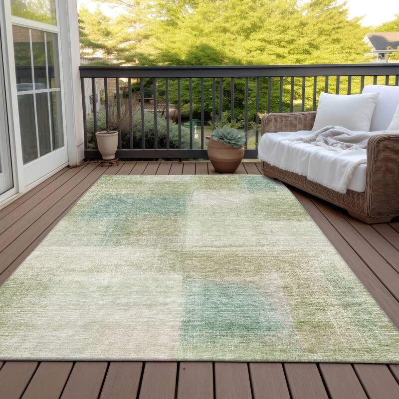Machine Washable Indoor/ Outdoor Chantille Casual Ombre Rug - Aloe - 10' x 14'