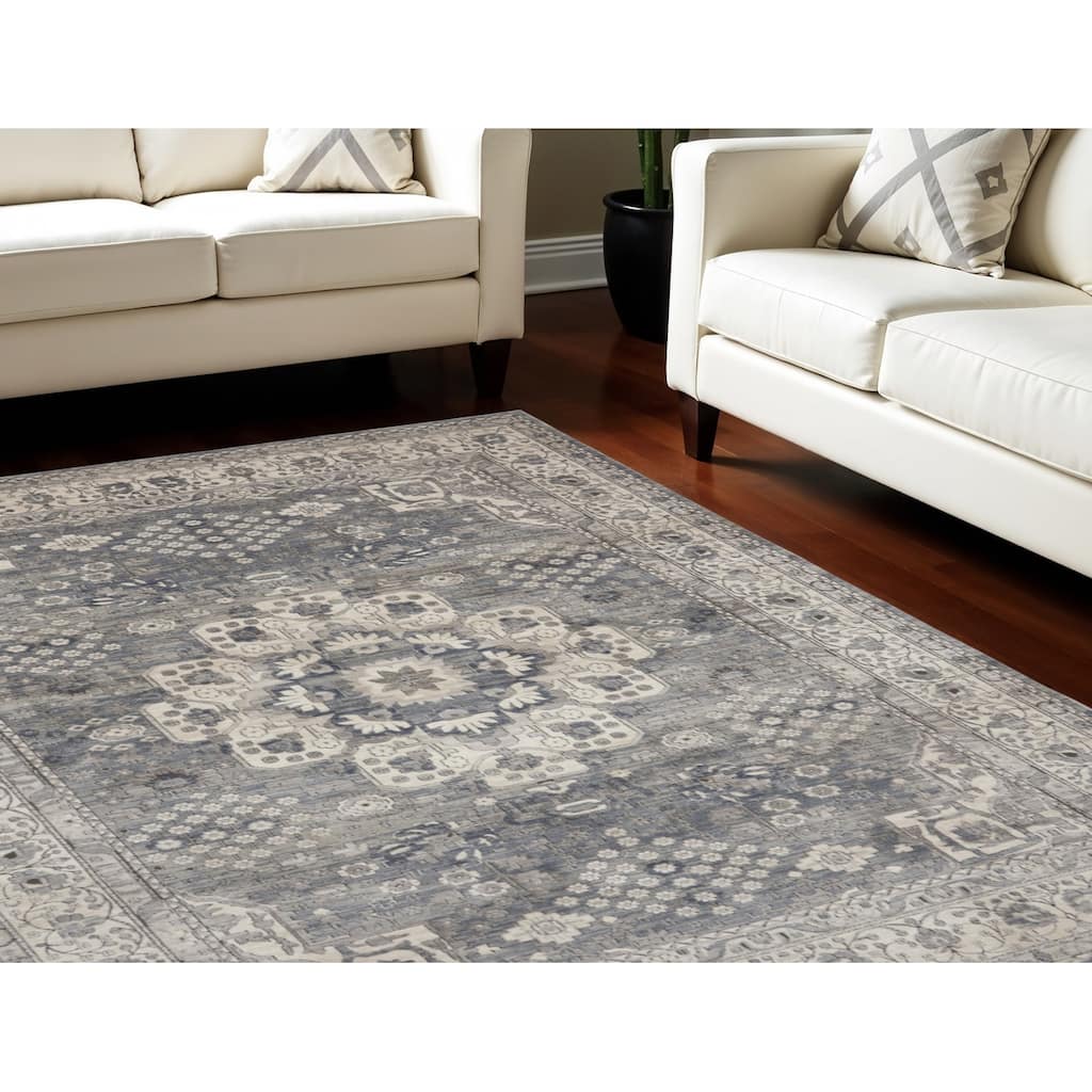 Power Loomed Traditional Area Rug - 142' X '106' X '0.32