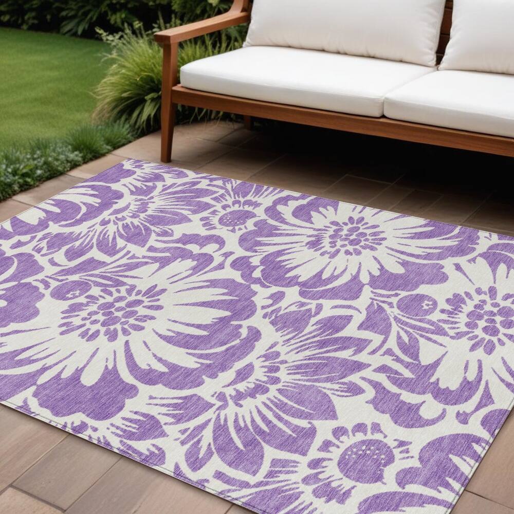 Sasi Garden-Inspired Weather Resistant Versatile Elegance Runner Outdoor Rug
